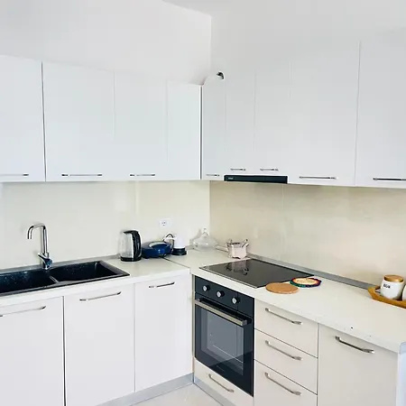 Sunny Sea View Ap With Private P &2 Bikes Apartment