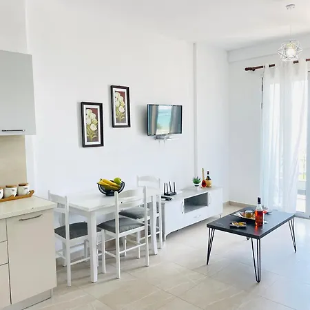 Διαμέρισμα Sunny Sea View Ap With Private P &2 Bikes *